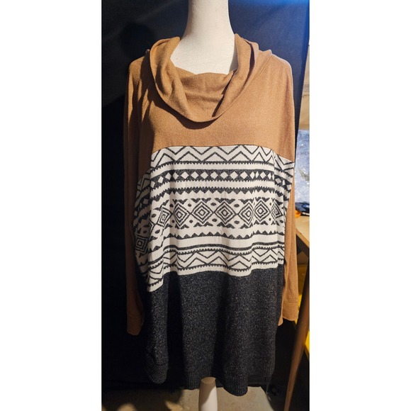 Maurices Cowl Neck Tunic Top Aztec Print Long Sleeve Sweater‎ 2X - Picture 1 of 4
